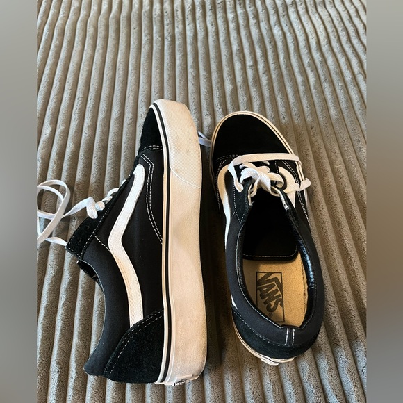 Van’s Old Skool Shoe - Picture 6 of 6